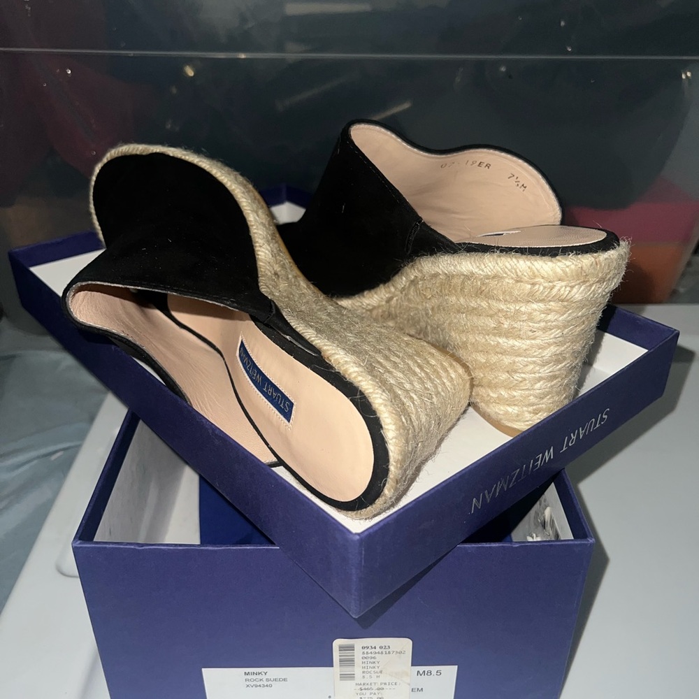 Stuart Weitzman women’s BRAND NEW 8.5 original box and bag never worn